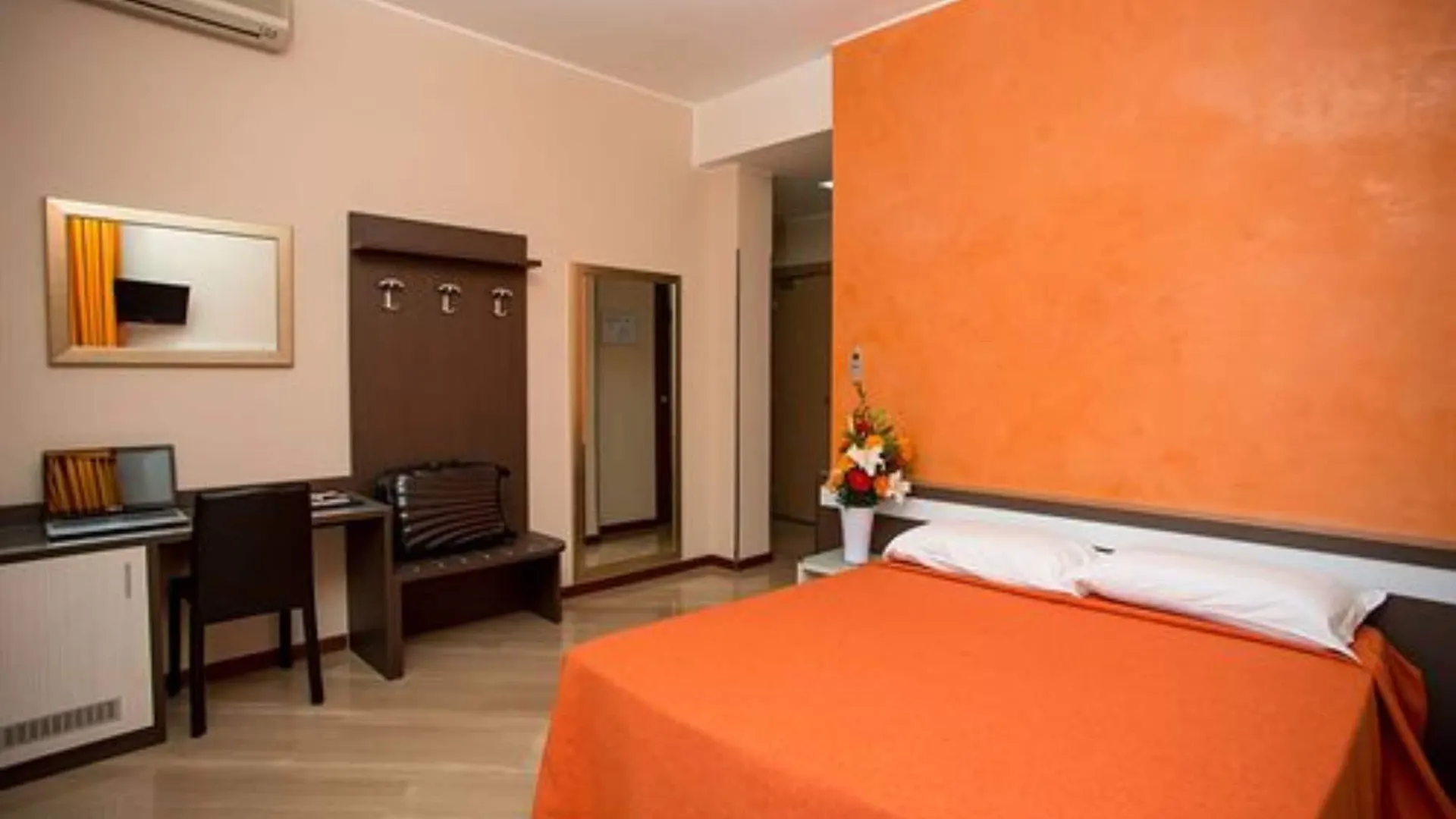 ***  Hotel Fiera Congressi Milan Italie